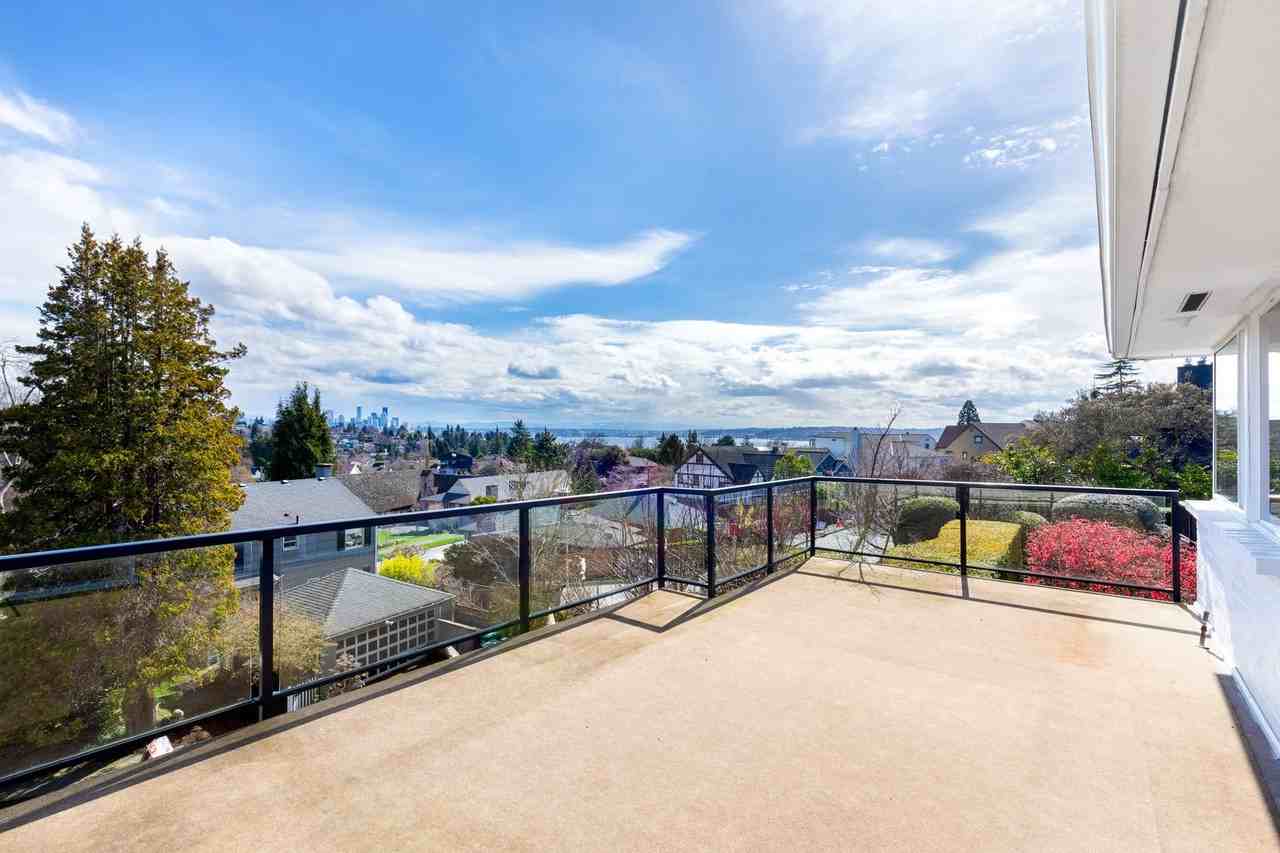 2408 Eyres Pl W - Photo 2 of 16