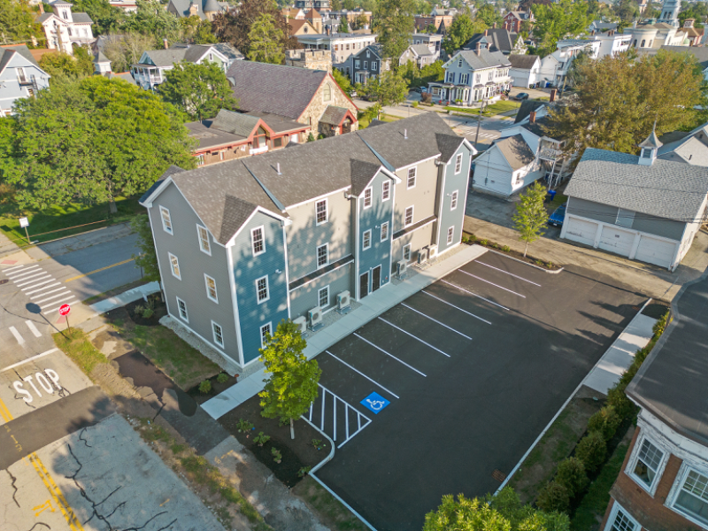 680 Union St #2C - Photo 3 of 16