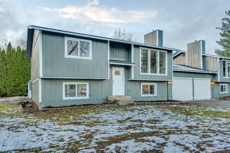 10025 N Hillview Dr - Photo 2 of 15