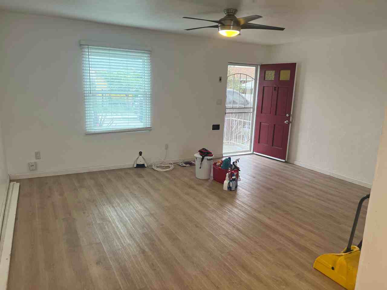 3729 Polk Ave - Photo 3 of 13