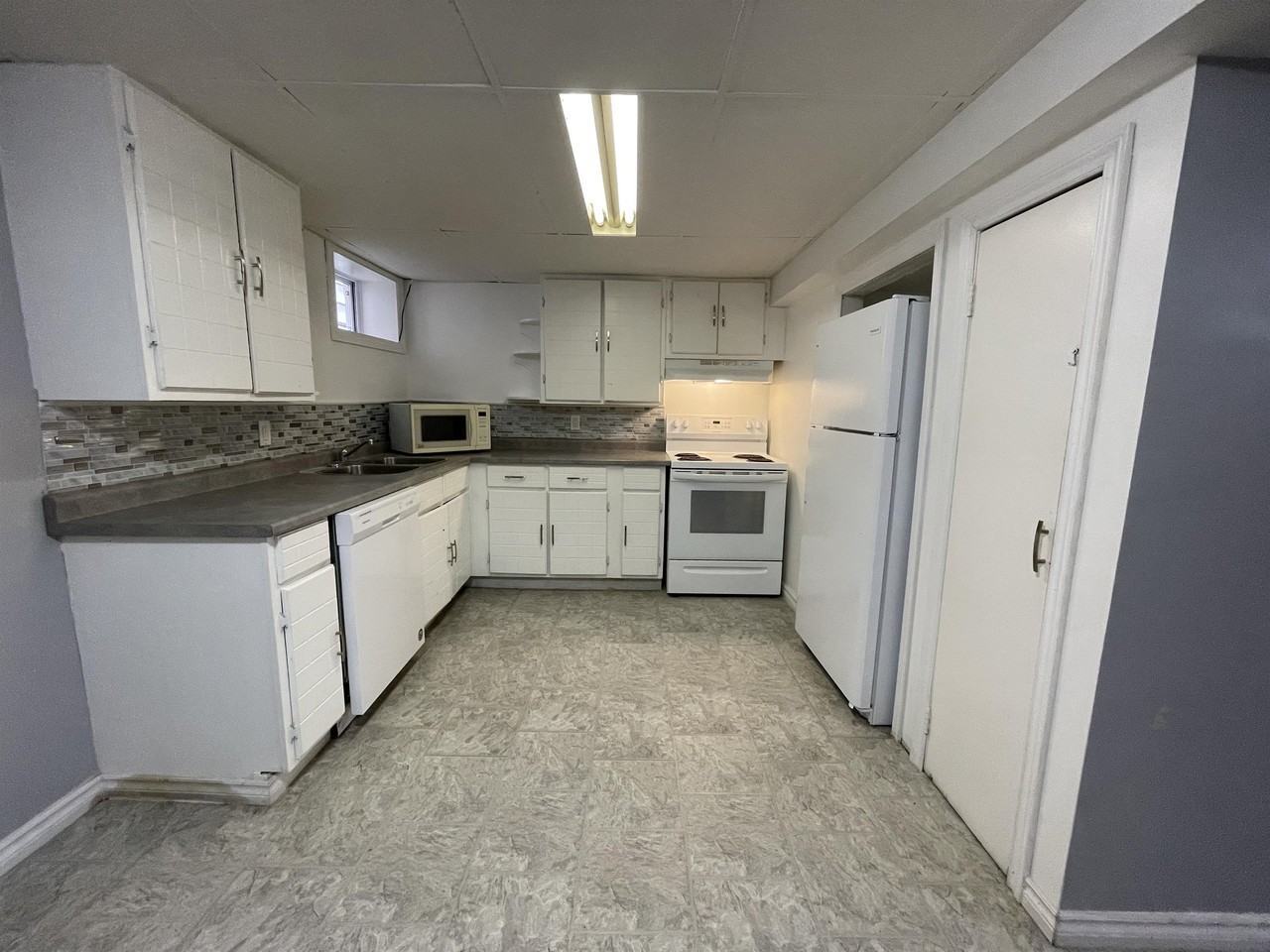 147 Elm St N, Timmins, ON P4N 6A6, CAN 2 unit Rentals Zumper