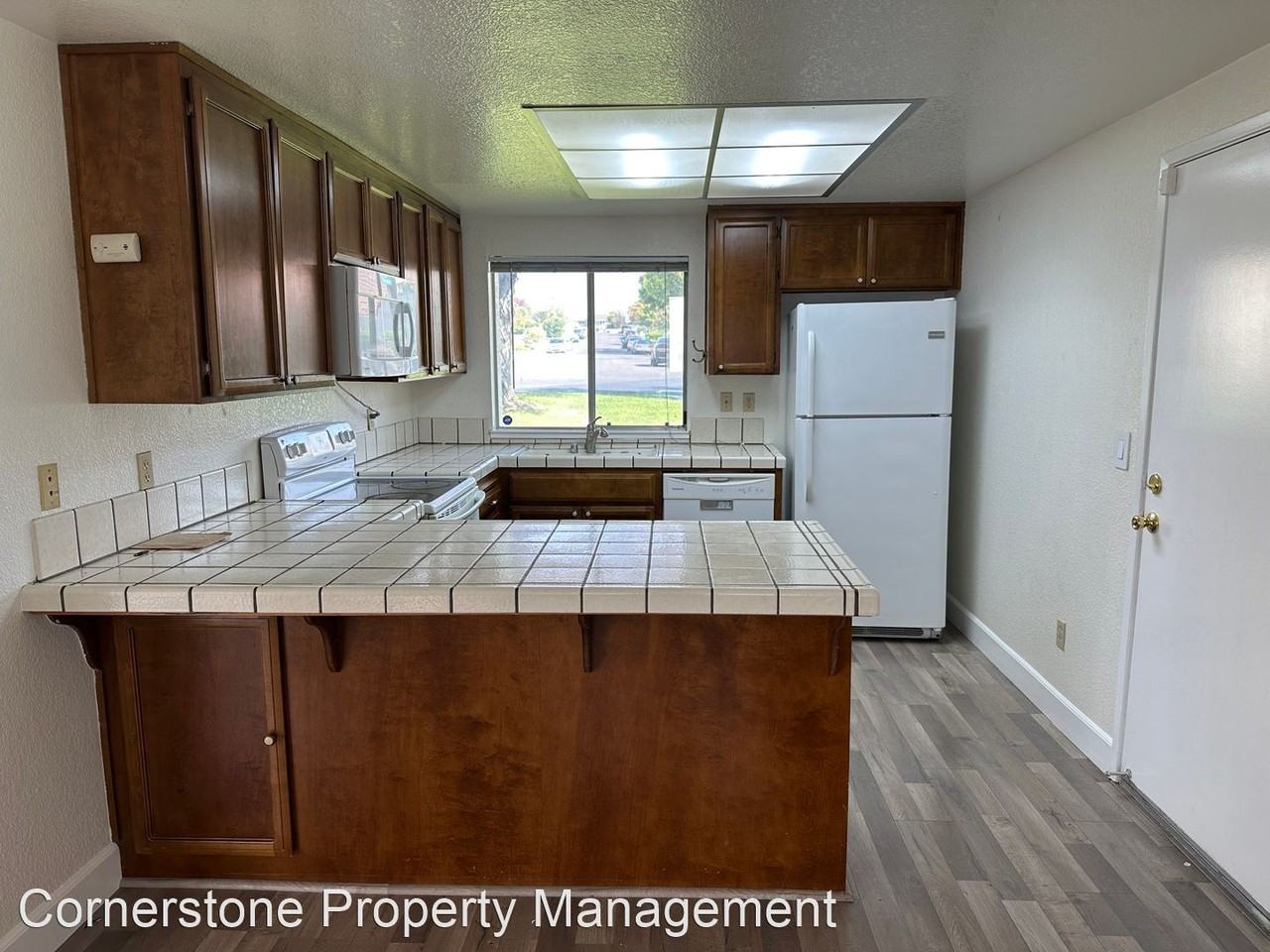 584 Via Primavera Ct - Photo 3 of 12