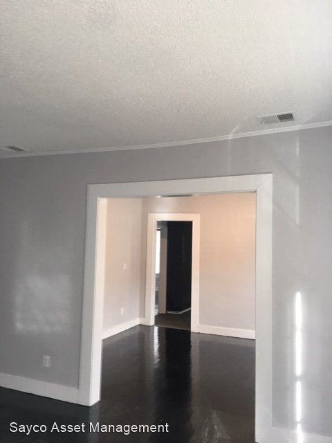 533 16th Pl Sw - Photo 3 of 12