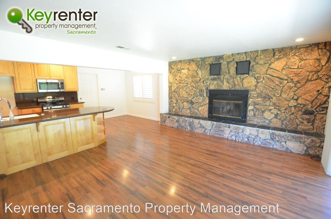 6783 Bender Ct - Photo 3 of 38