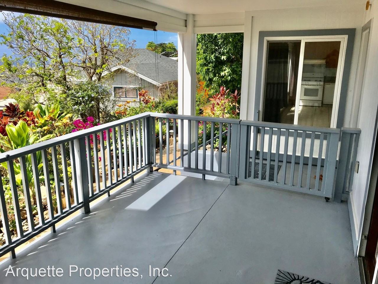 1744 Wilhelmina Rise - Photo 2 of 13