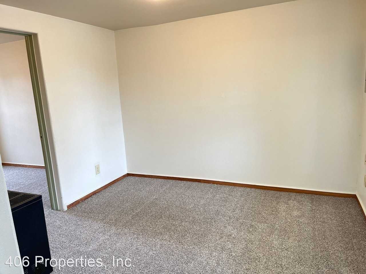 E. Helena Single Level Pet Friendly Unit Apartments 402 E Porter St