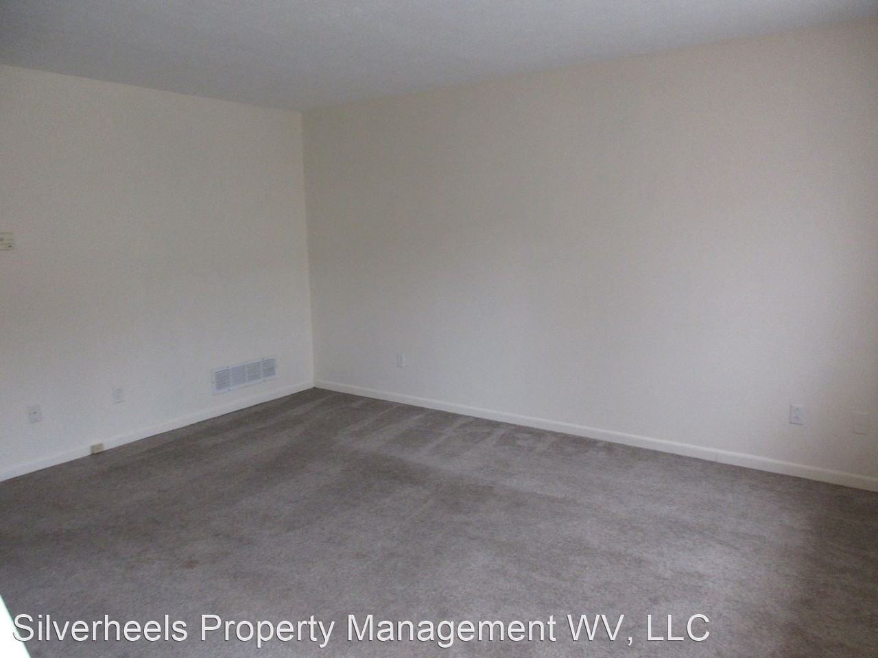 301 Palmer Dr - Photo 2 of 12