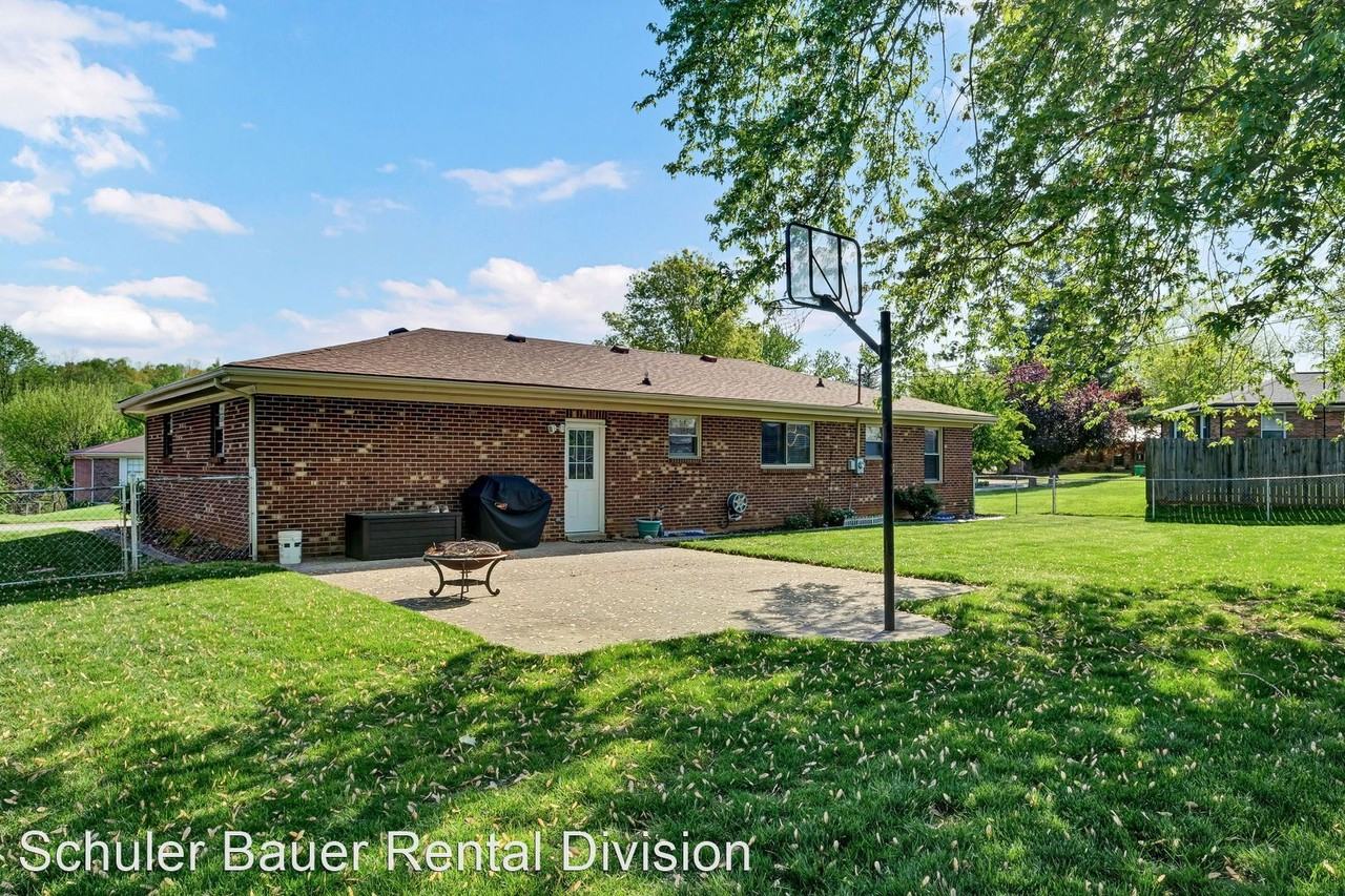 6210 Eric Dr - Photo 3 of 29