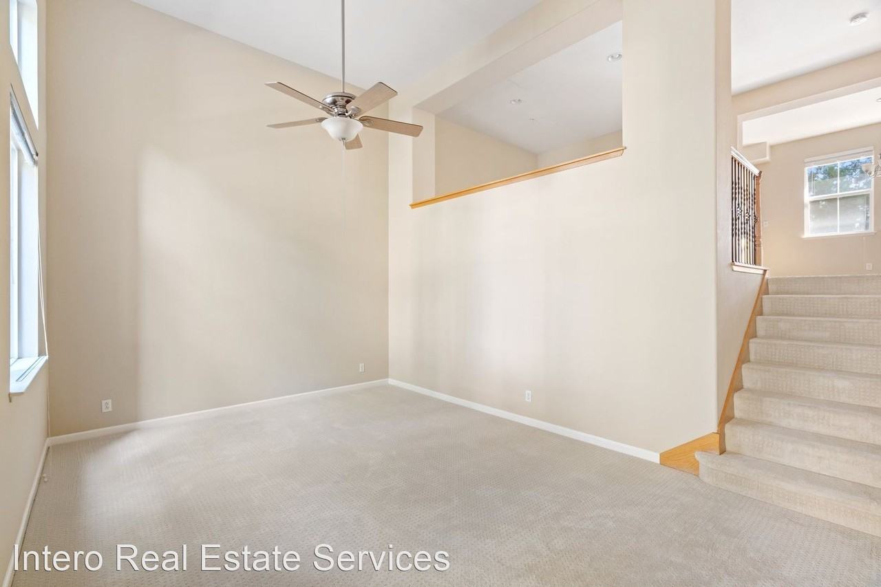 1809 Silva Pl - Photo 2 of 13