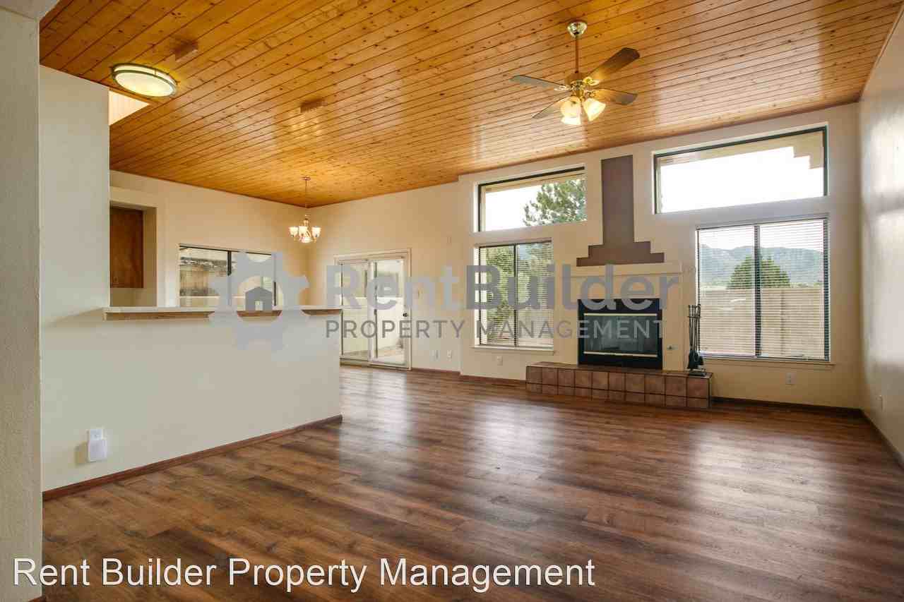 2425 Tramway Terrace Ct Ne - Photo 2 of 23