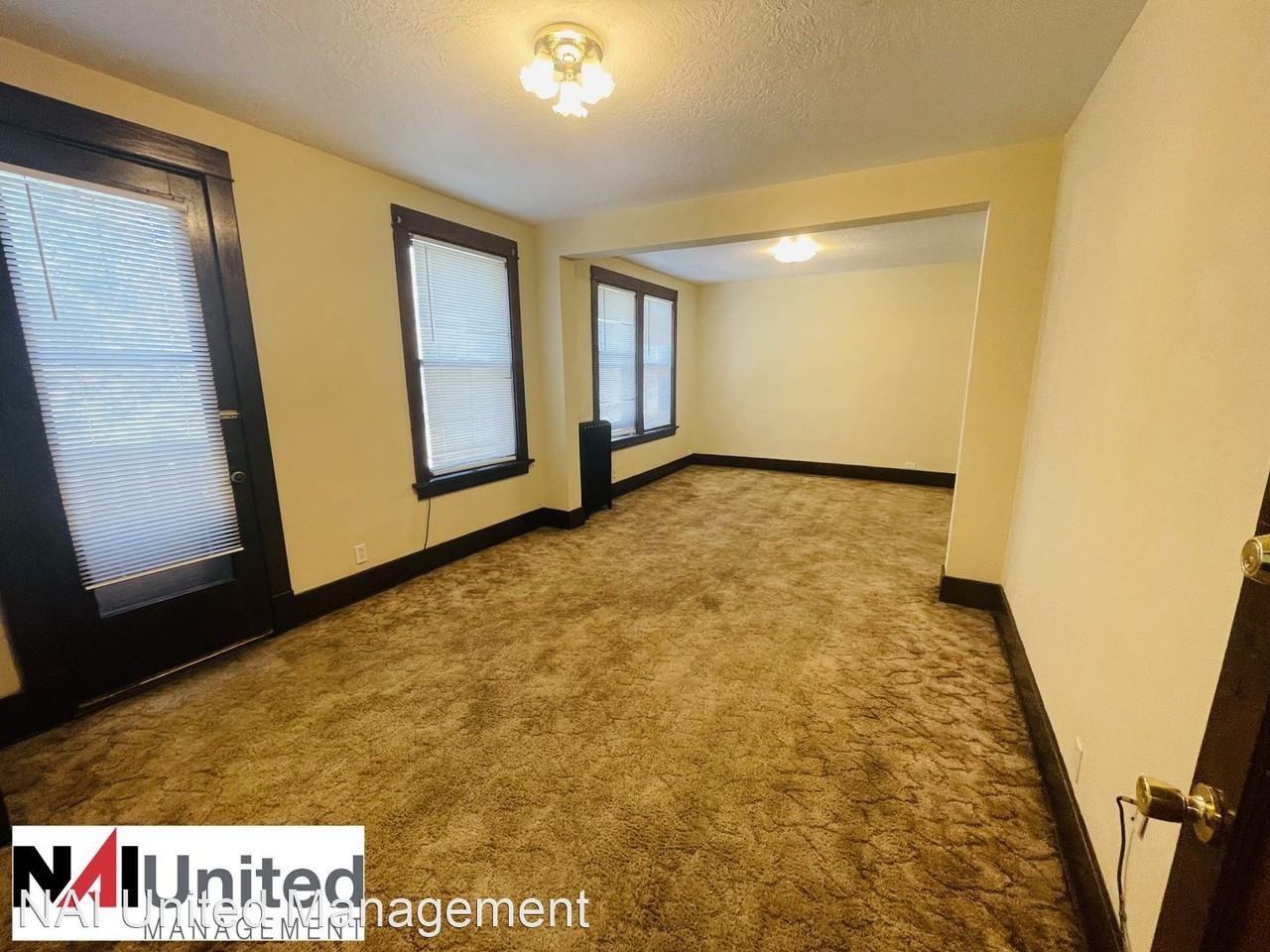 1302 Grandview Blvd - Photo 3 of 6