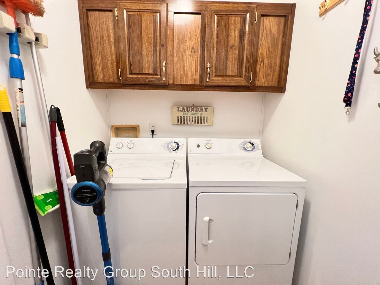 1286 Keats Point Rd - Photo 2 of 15