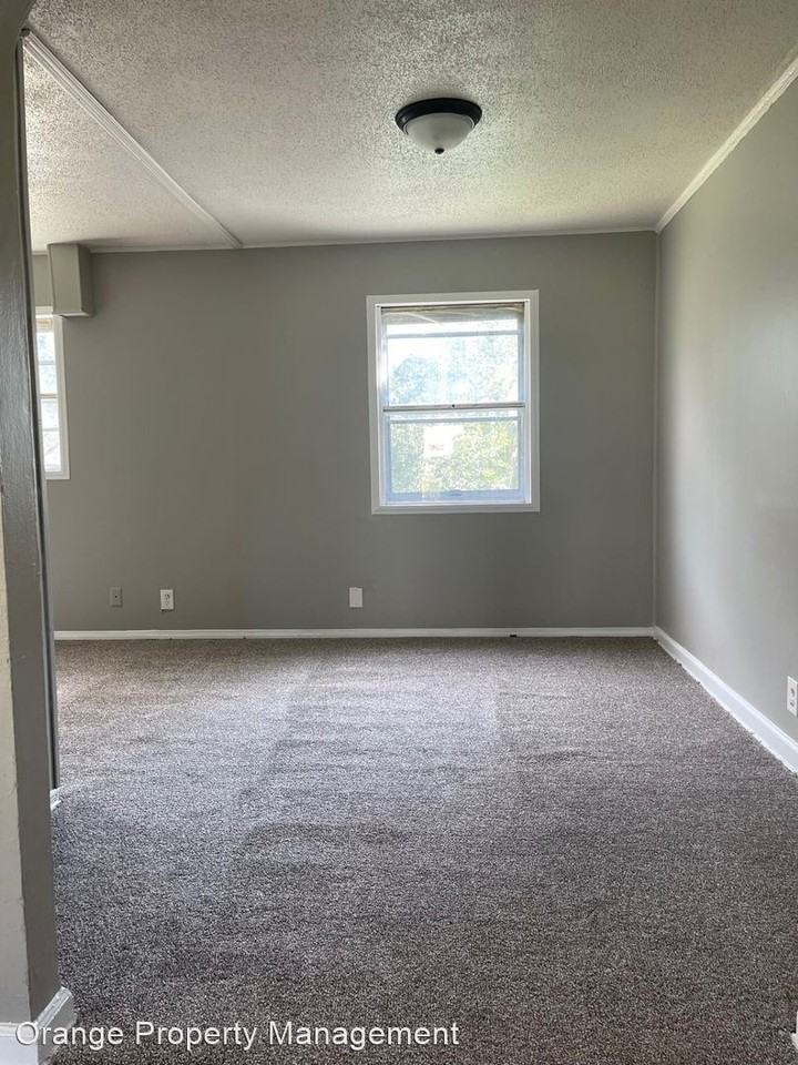 3925 Vernon Ave - Photo 3 of 14