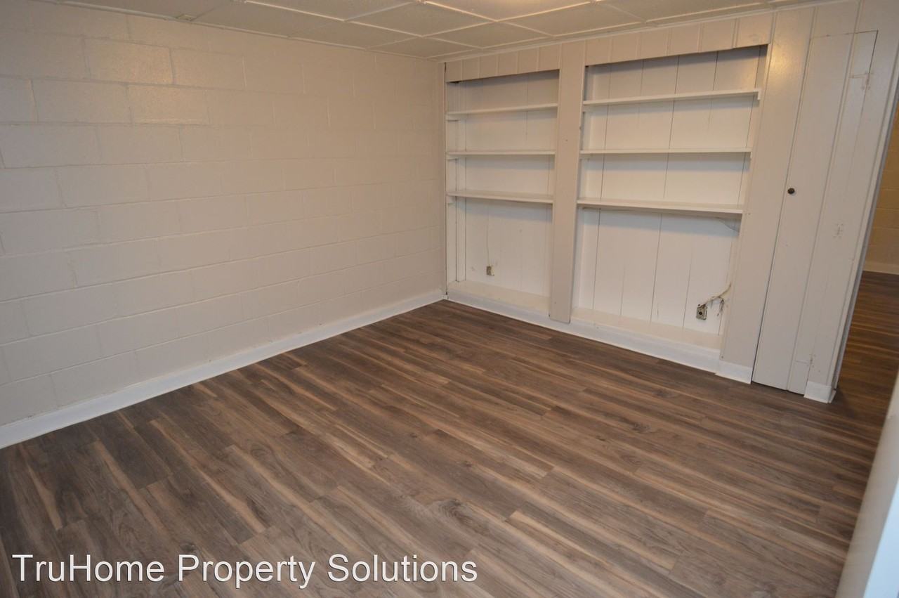 2031 2nd Ave N - Photo 2 of 5