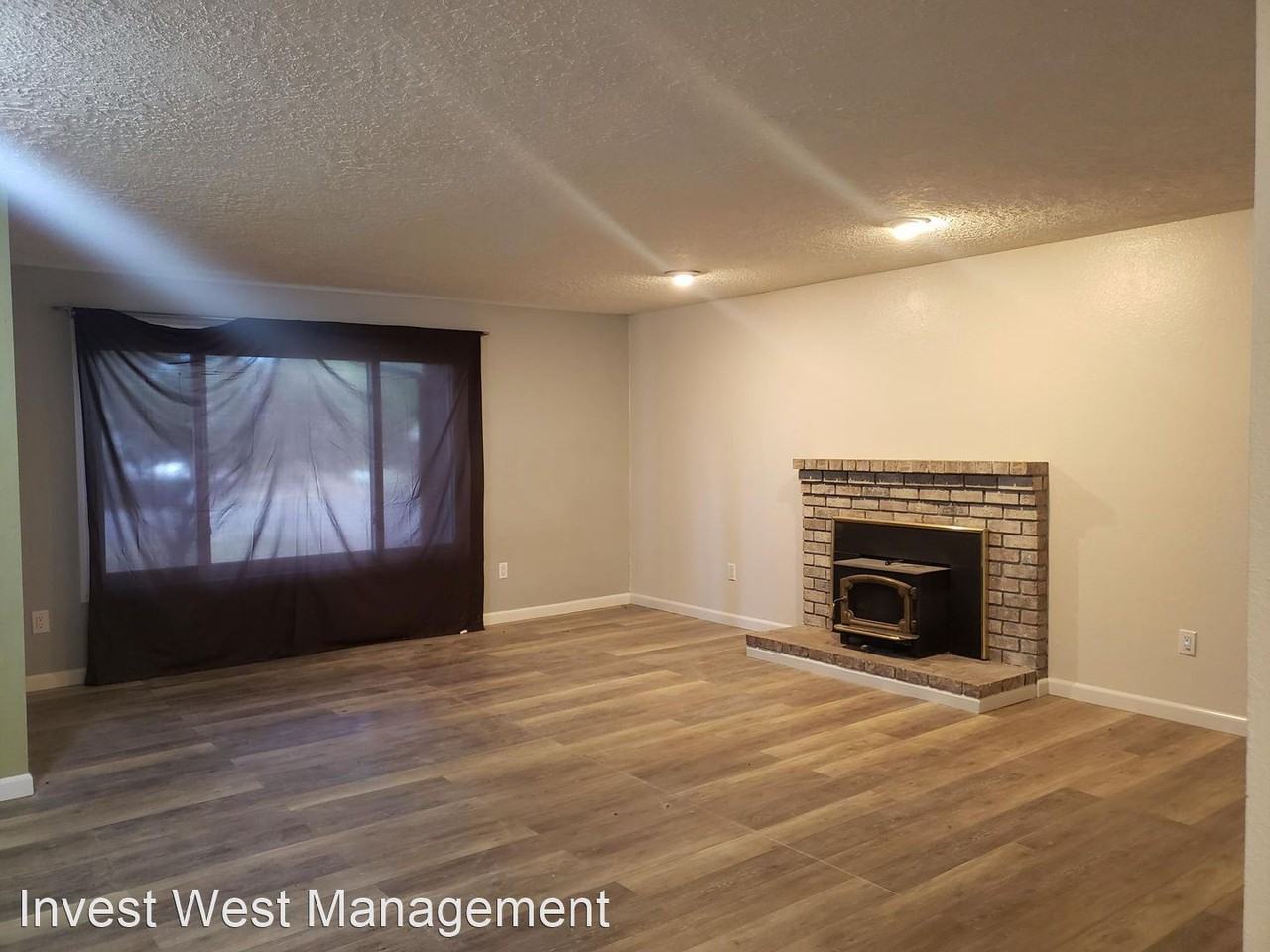 14503 Ne 80th St - Photo 3 of 19