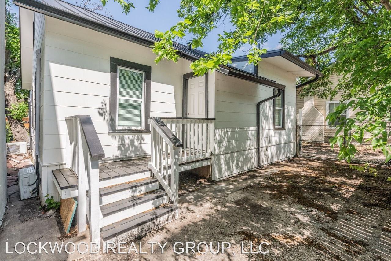 110 Muth - Photo 3 of 21