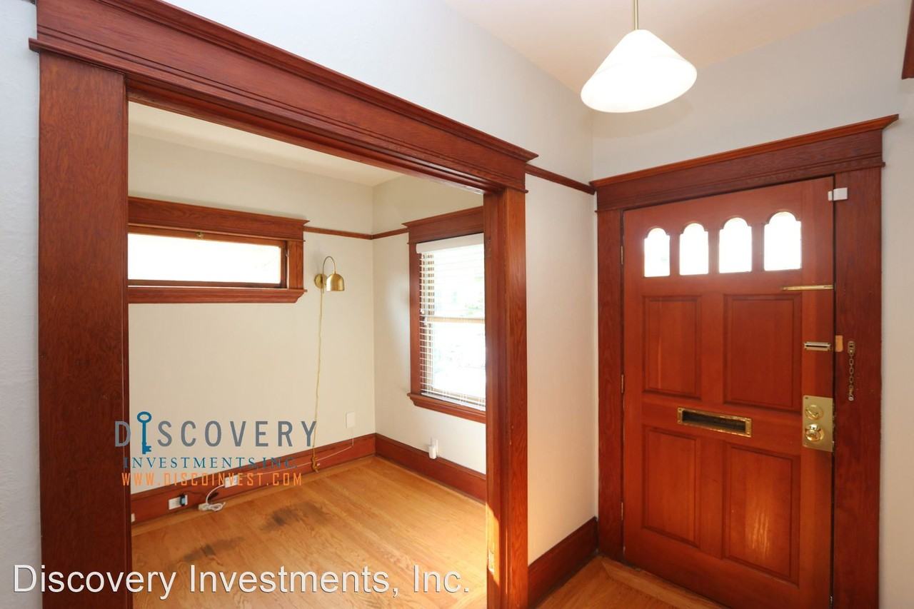 959 55th St - Photo 2 of 18