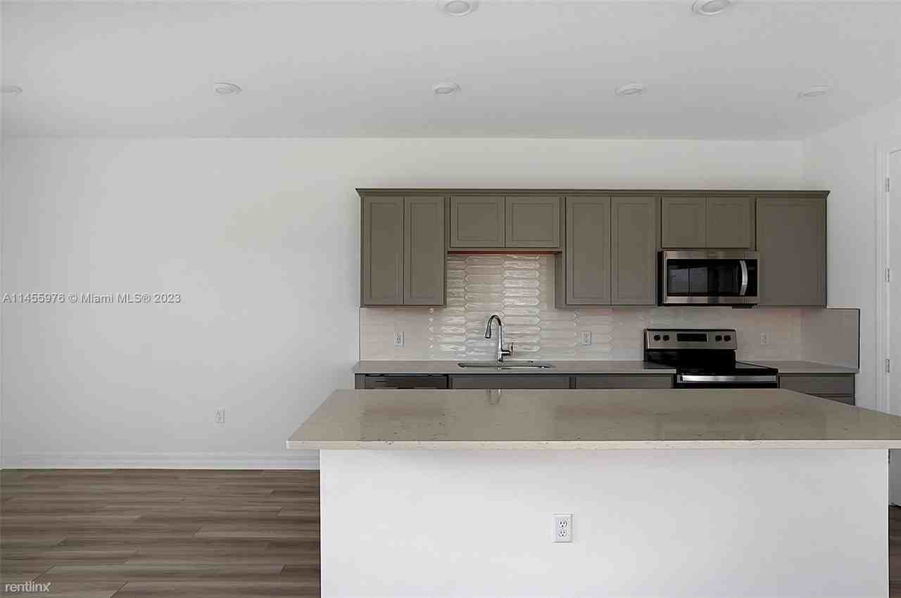 6104 Rancho Ln #6104 - Photo 2 of 25