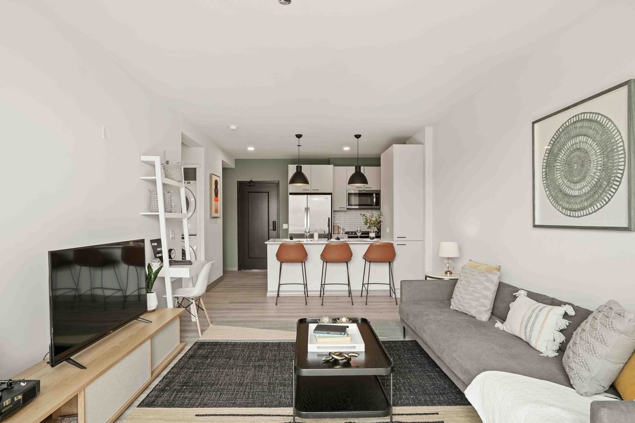 2155 N Elston Ave #1-1