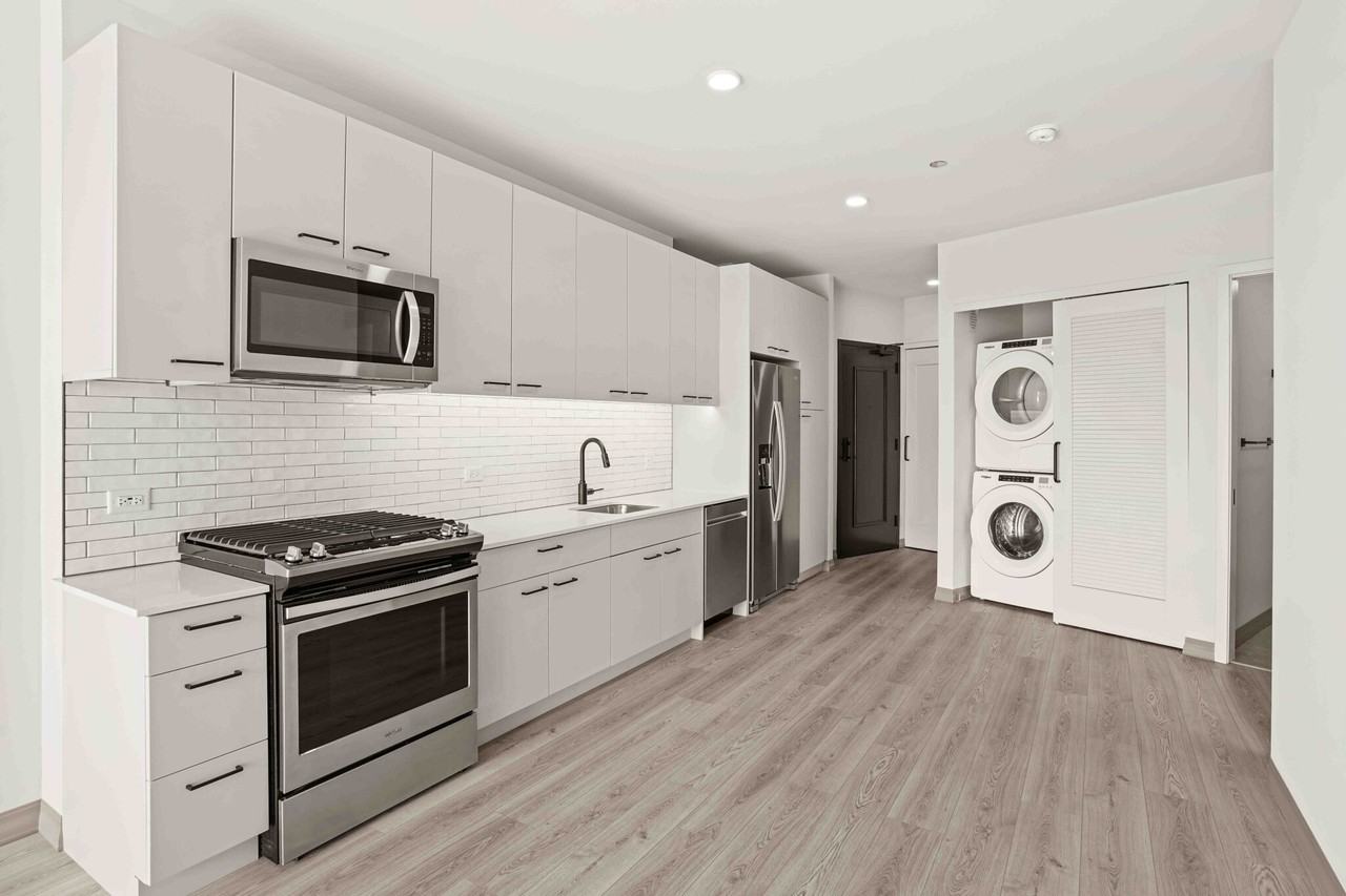 2155 N Elston Ave #2-2