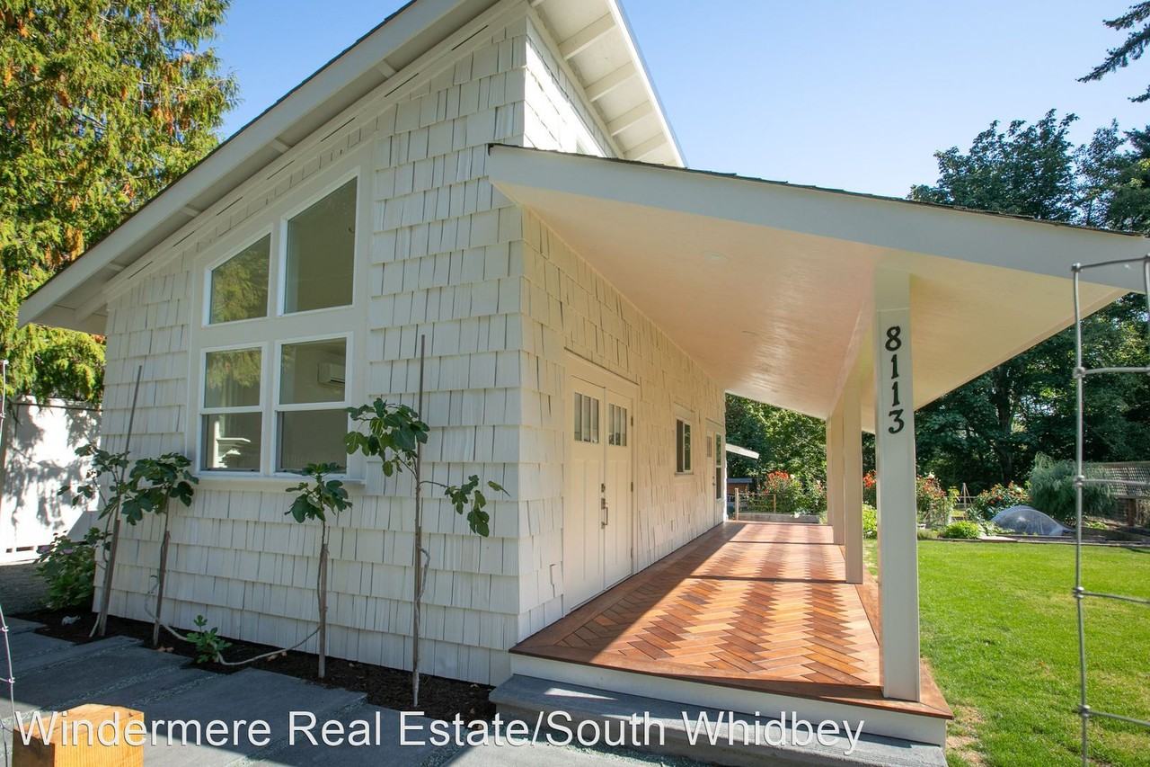 8113 Sand Dollar Ln - Photo 2 of 33