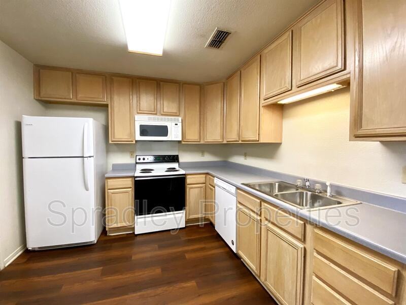 1812B W Avenue K - Photo 3 of 9