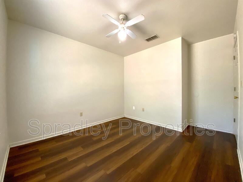 1812B W Avenue K - Photo 6 of 9