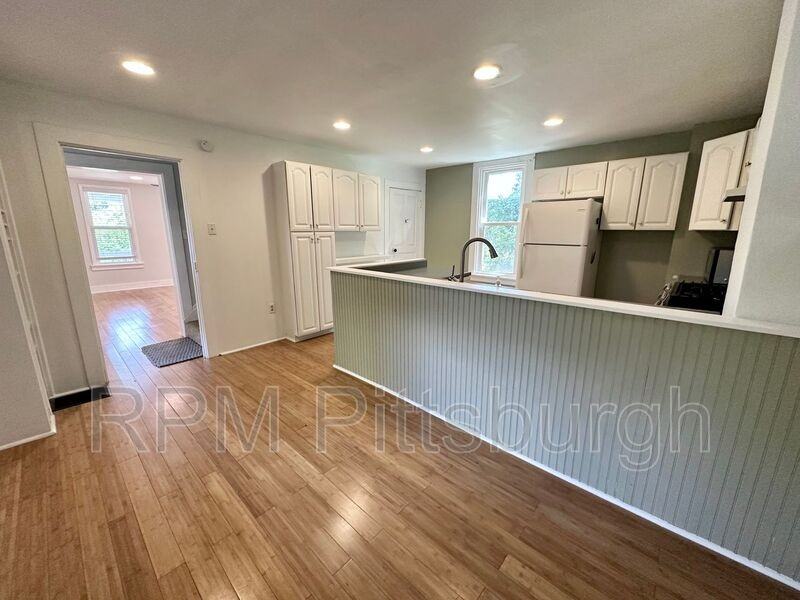 529 Filmore Rd - Photo 3 of 27