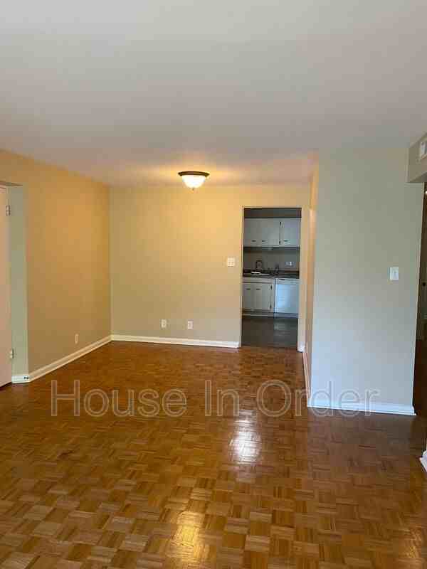 30 Edgemont Rd #27 - Photo 3 of 11