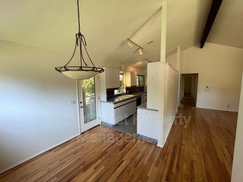 4426 Sw 34th Ave - Photo 3 of 27