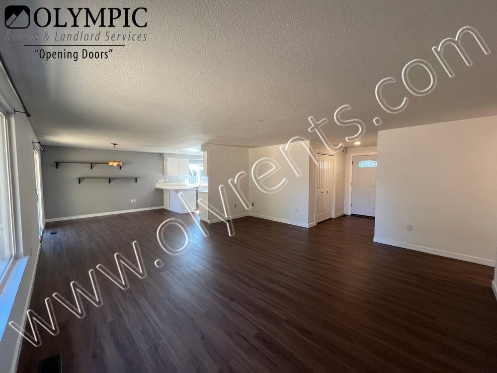 716 Kinwood Ct Se - Photo 2 of 23