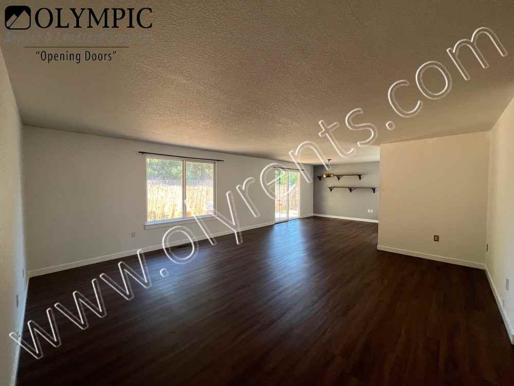 716 Kinwood Ct Se - Photo 3 of 23