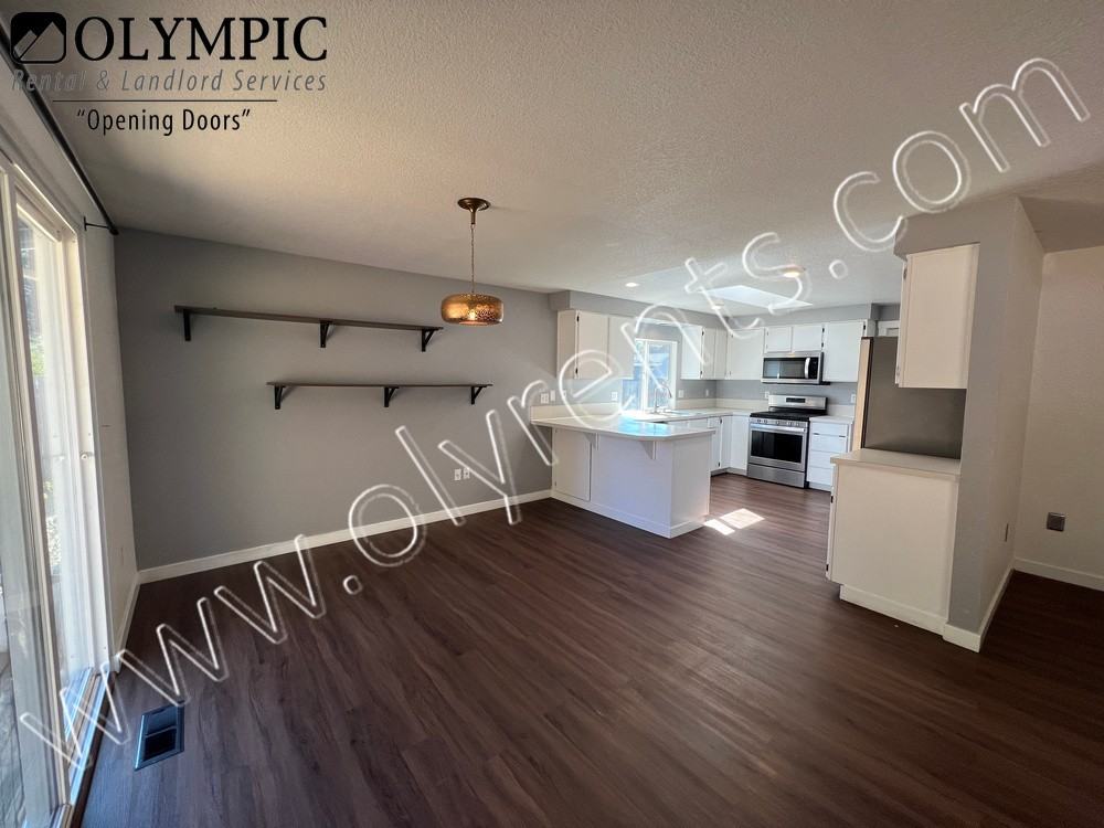 716 Kinwood Ct Se - Photo 6 of 23