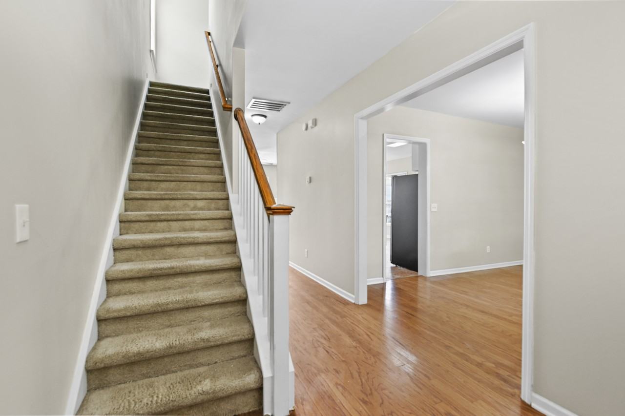 115 Trillium Ave - Photo 5 of 32