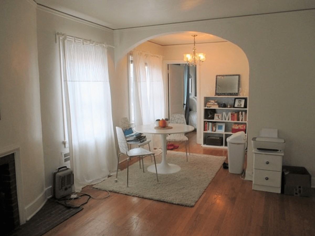 2408 Kendall Avenue - Photo 3 of 9