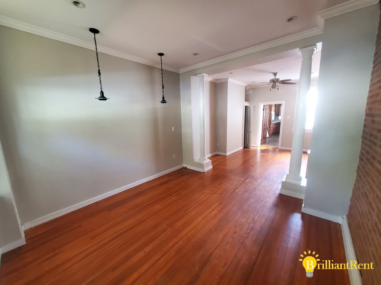 1711 Bank Street - Photo 2 of 14
