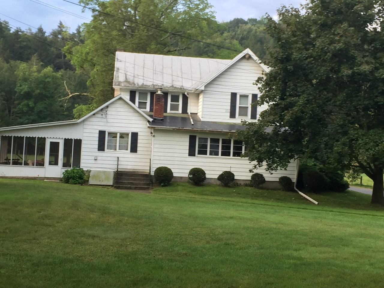 185 Shakespeare Rd #NA - Photo 2 of 5