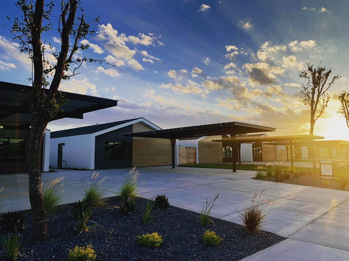 1400 E Hibiscus Ave #A