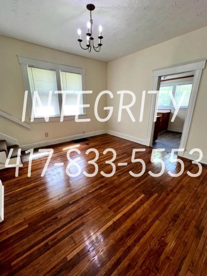 1130 West Atlantic Street - Photo 4 of 12