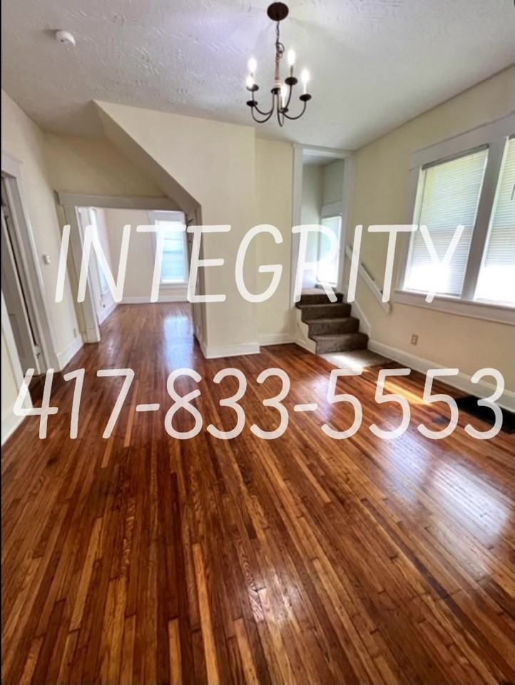 1130 West Atlantic Street - Photo 5 of 12