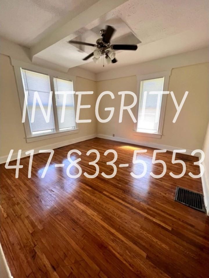 1130 West Atlantic Street - Photo 2 of 12