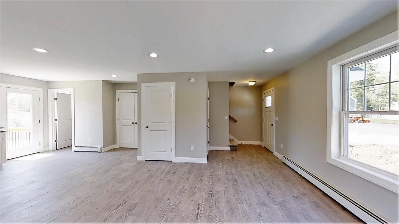 45 Chamberlain Dr #45 - Photo 3 of 17