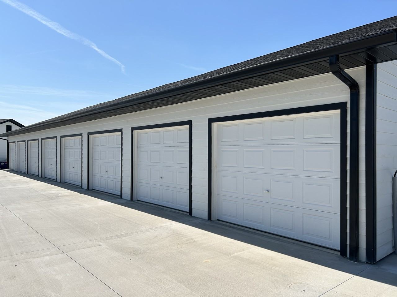 3800 Cambridge Dr #1 - Photo 3 of 14