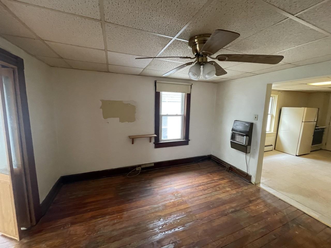 221 3rd Street - 1 Upstairs Right - Photo 6 of 13