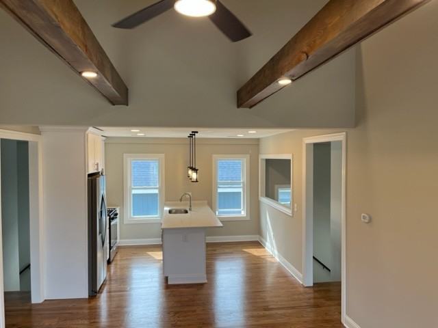 802 Cedar St #B - Photo 7 of 28