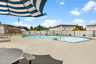 301 T St Sw - Photo 1 of 1