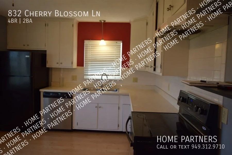 832 Cherry Blossom Ln - Photo 3 of 26
