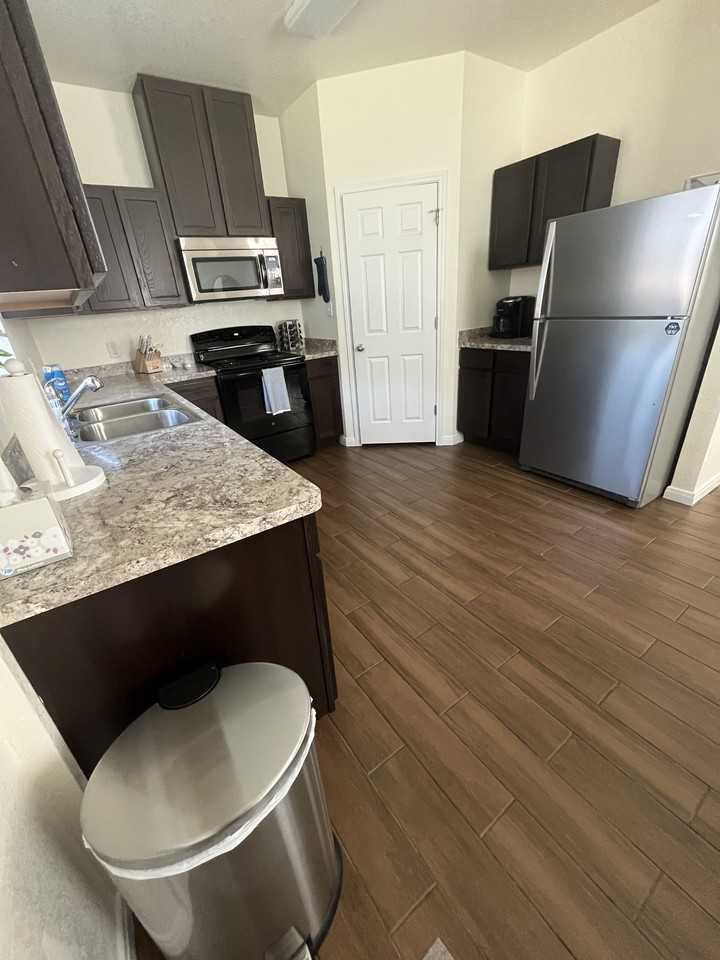 8715 8th St #1 - Photo 3 of 9