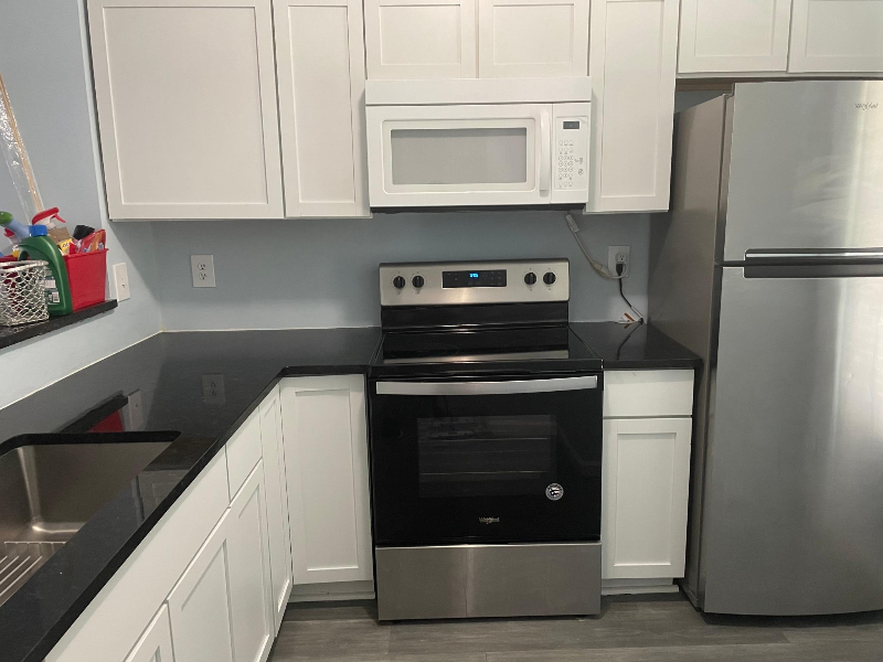 704 Temple Rd #B - Photo 2 of 11