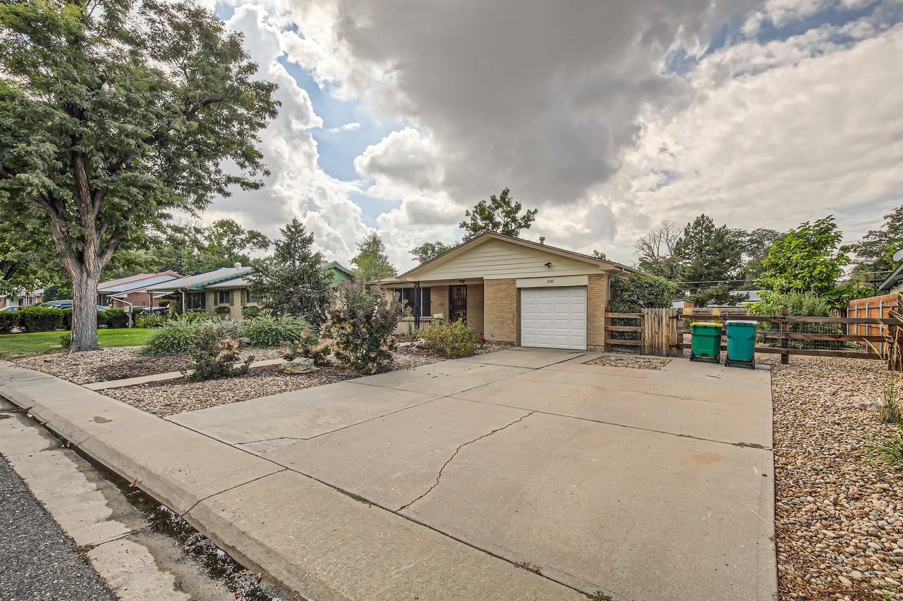 3183 Vaughn Street #1 - Photo 3 of 36